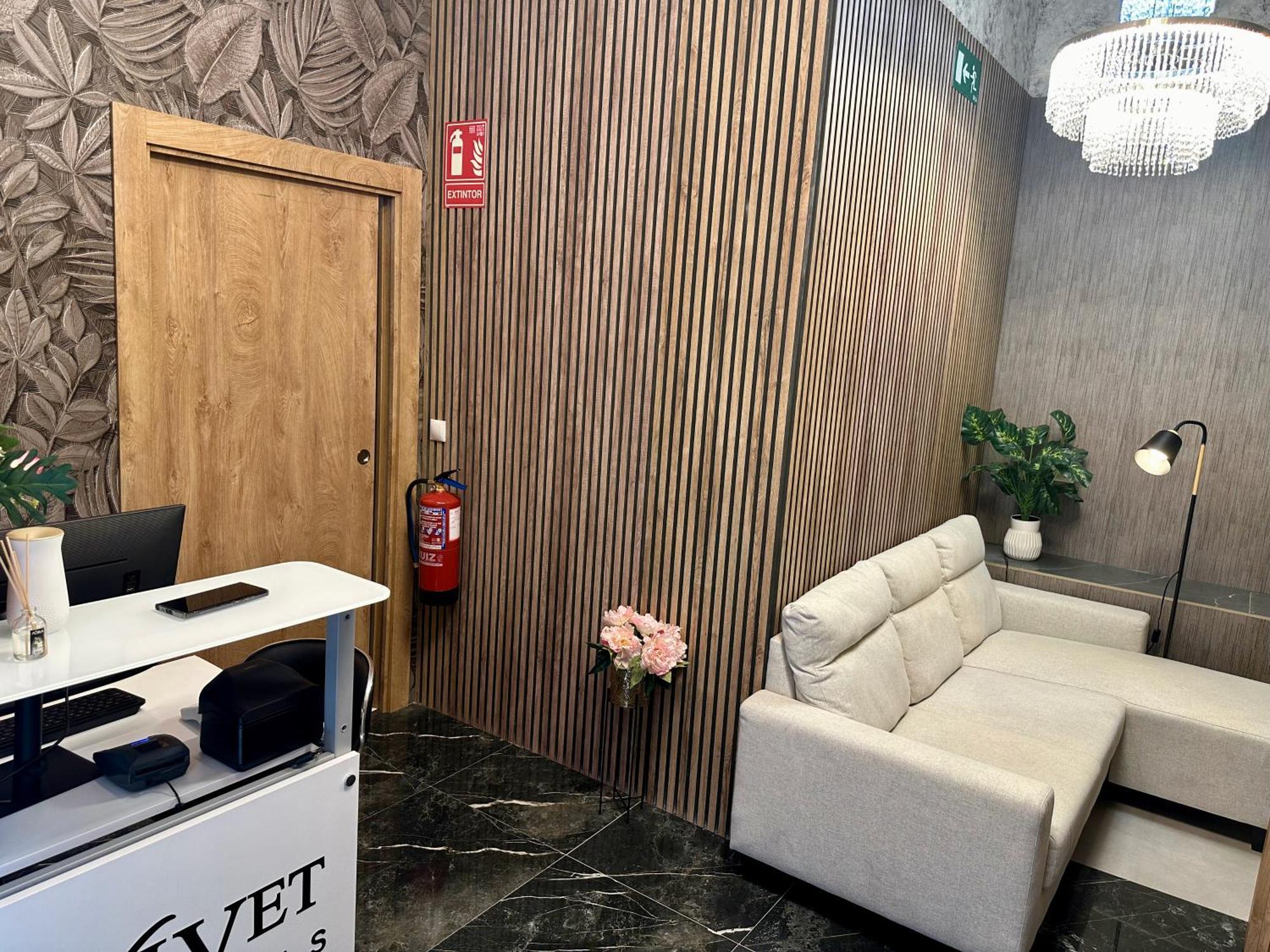 Velvet Hostels Pacifico Madrid Eksteriør bilde