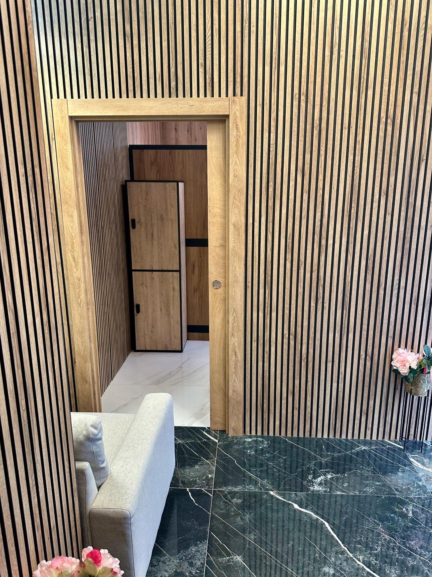 Velvet Hostels Pacifico Madrid Eksteriør bilde