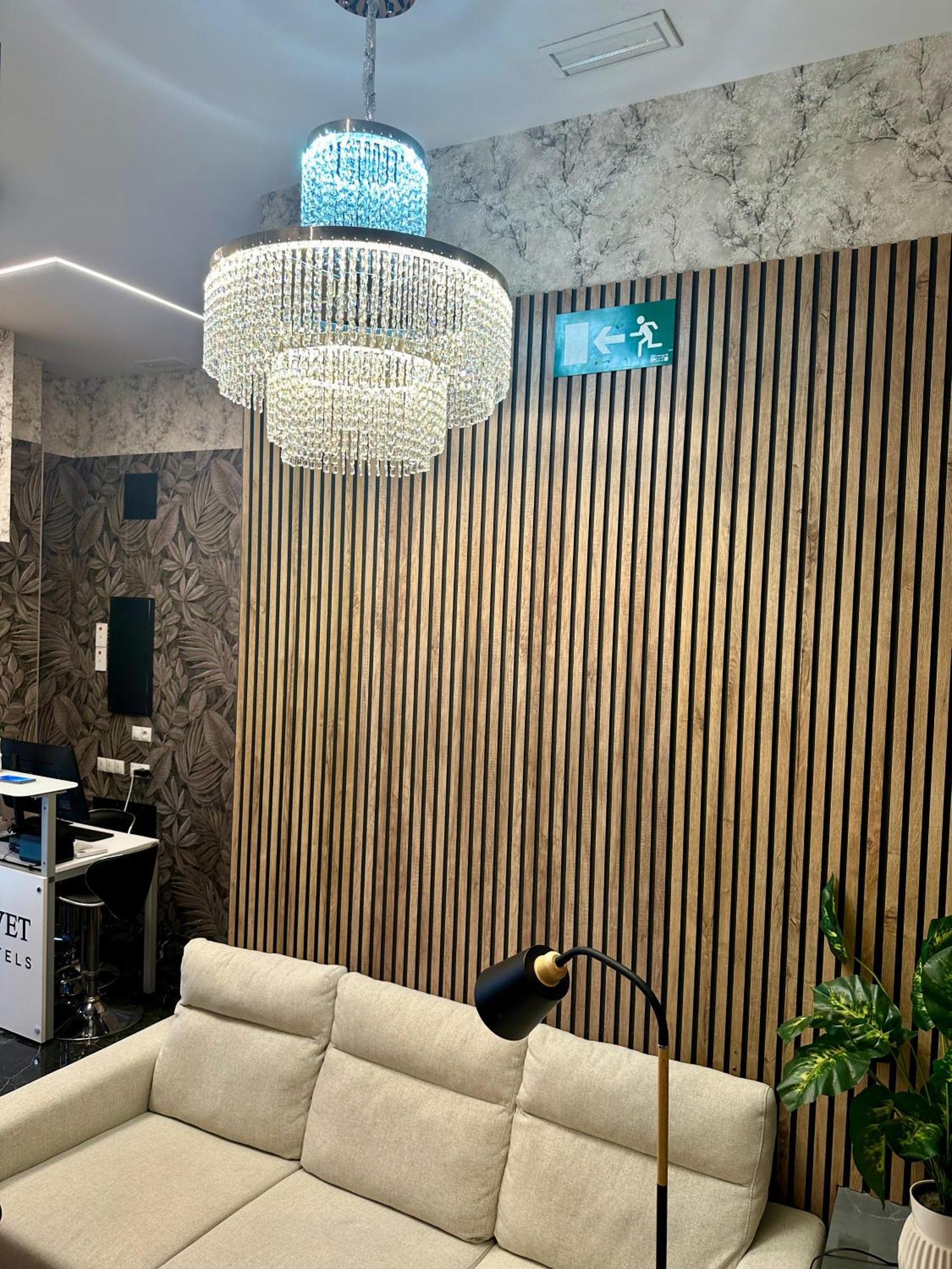 Velvet Hostels Pacifico Madrid Eksteriør bilde